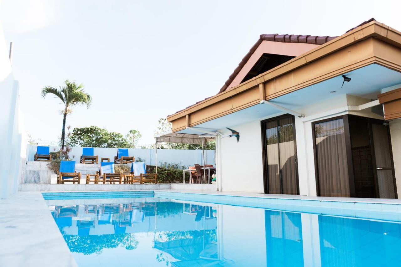 Seaview Hills Luxury Apartments & Rooms Dauis Buitenkant foto