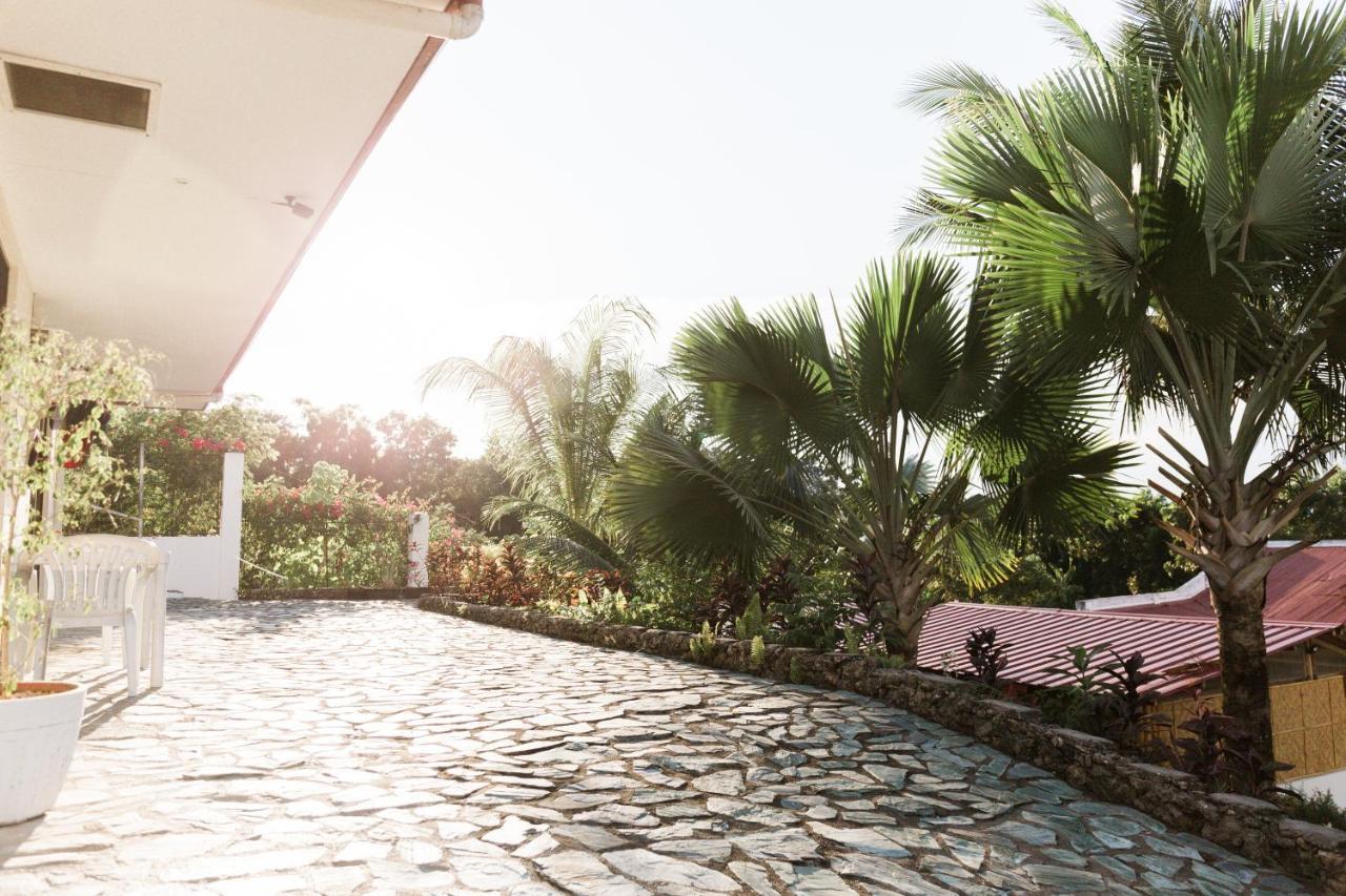 Seaview Hills Luxury Apartments & Rooms Dauis Buitenkant foto